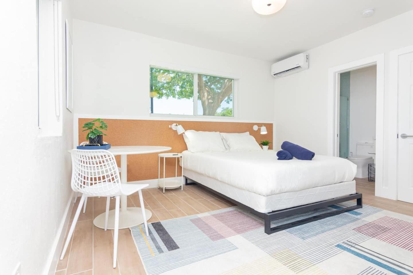 Newly Renovated Stylish Studio In El Portal #2 Miami Bagian luar foto