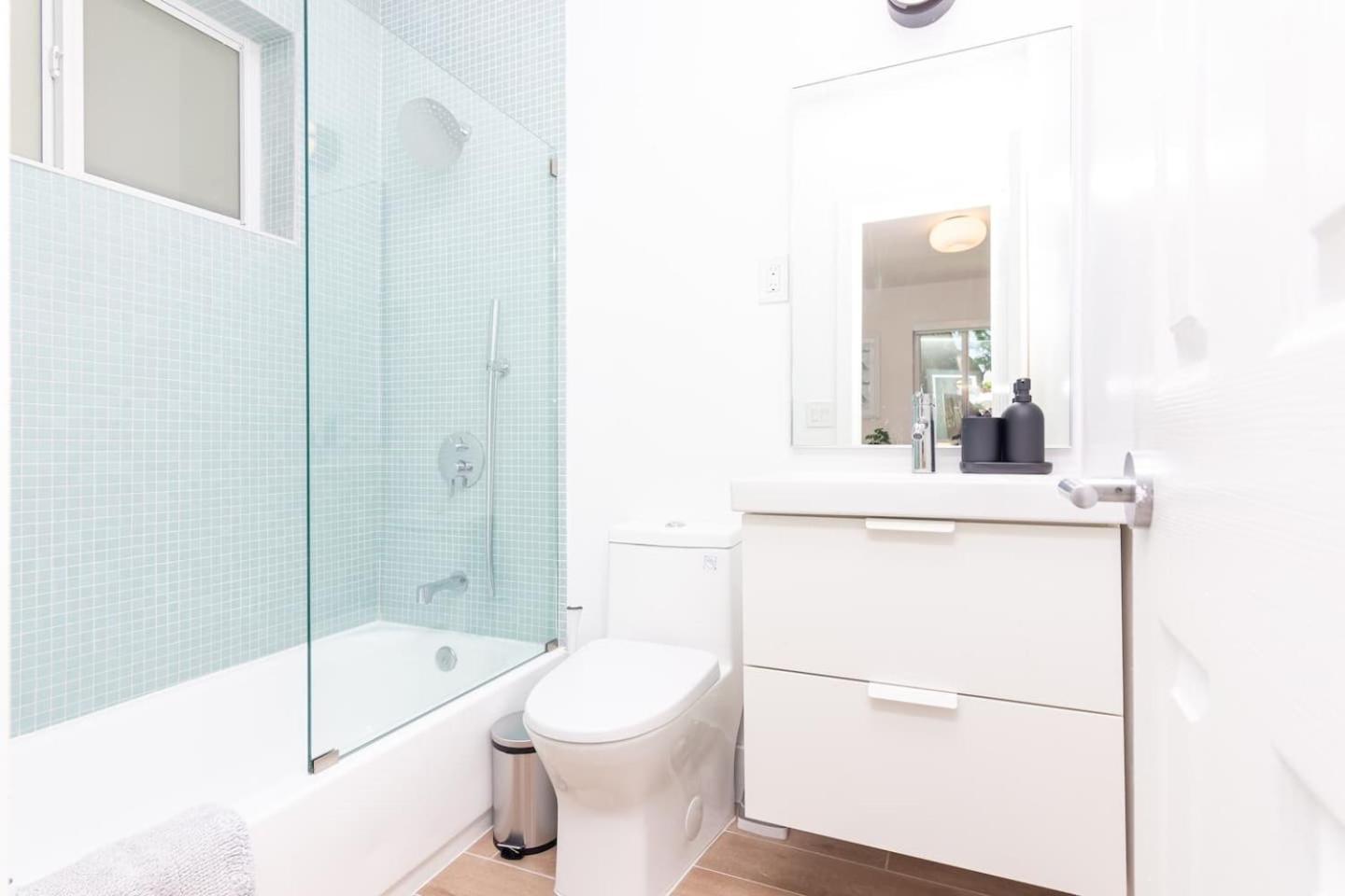 Newly Renovated Stylish Studio In El Portal #2 Miami Bagian luar foto